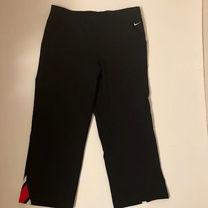 Woman’s Black Nike capris pants